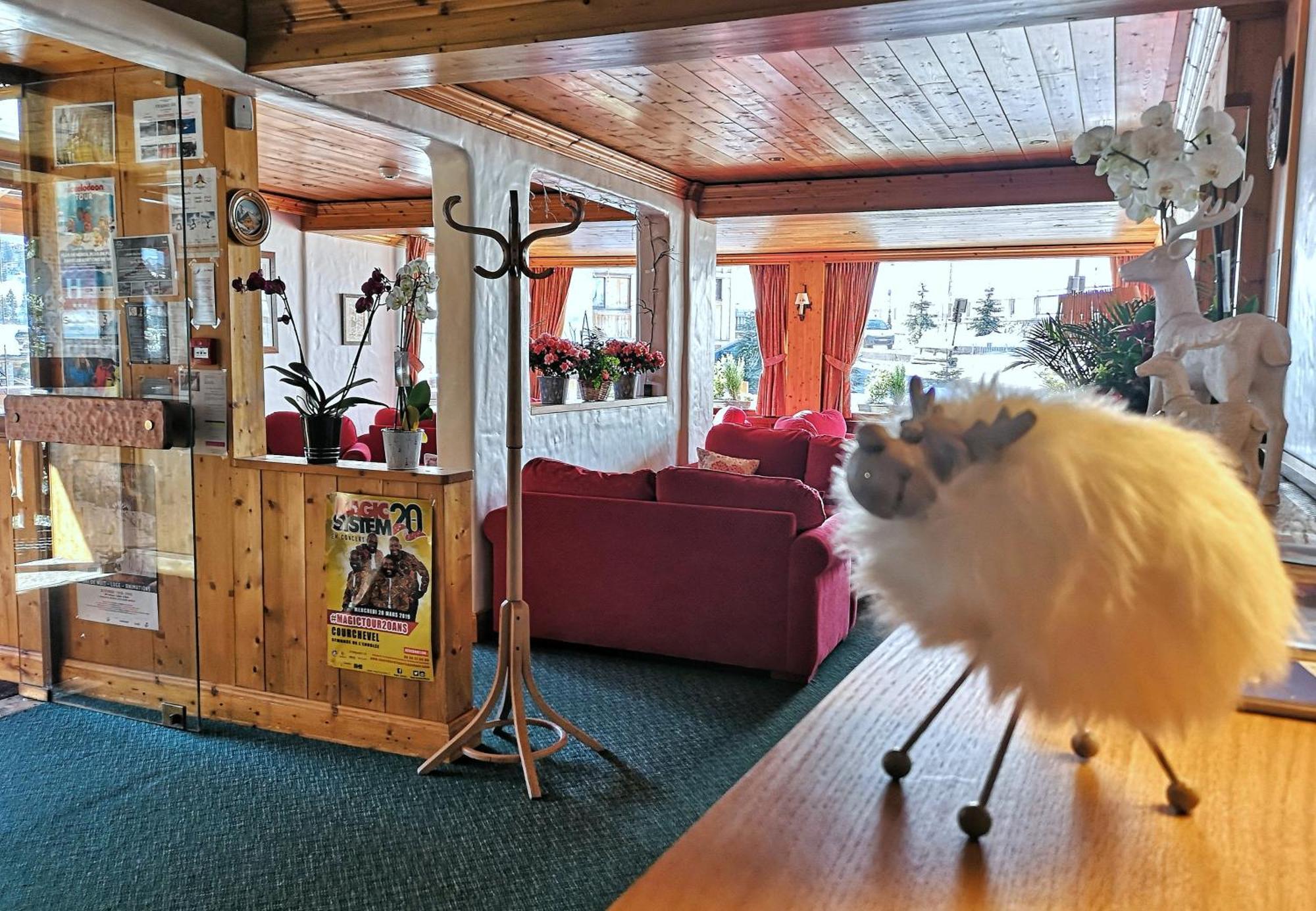 Hotel Les Flocons Courchevel Esterno foto