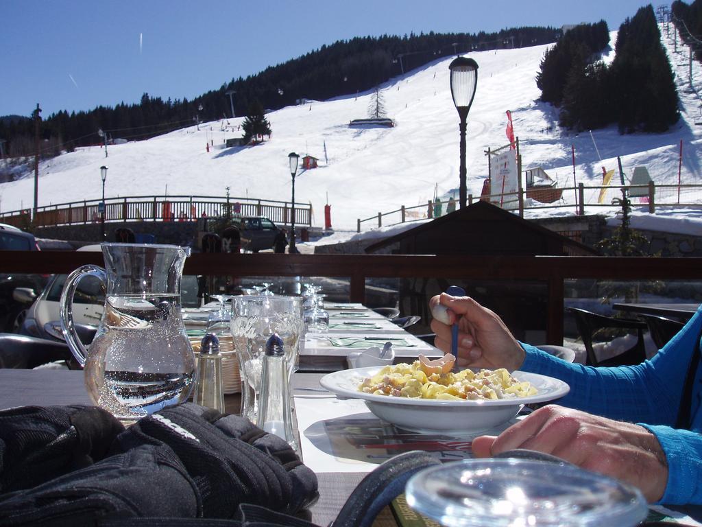 Hotel Les Flocons Courchevel Esterno foto